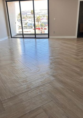 instalacion-de-piso-dieno-arquitectonico-tijuana